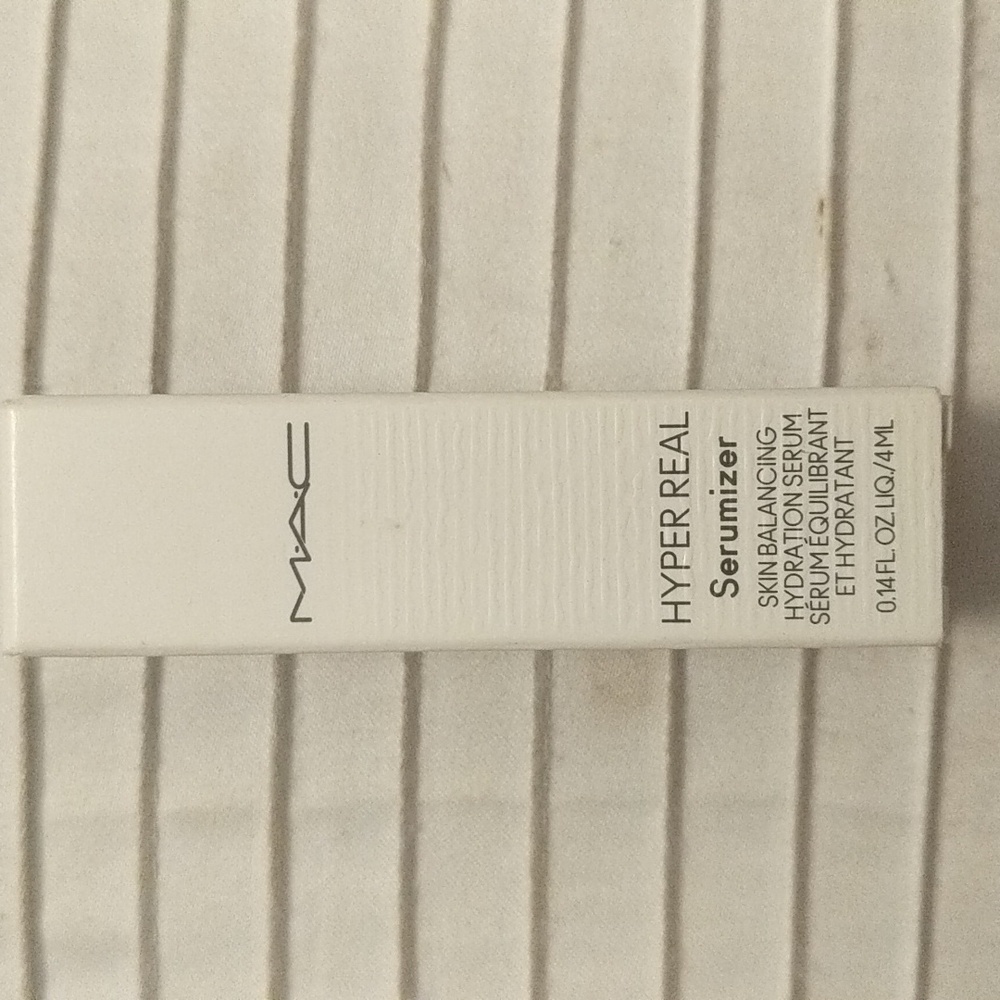 NWT Skin Balancing Hydration Serum - Picture 1 of 3